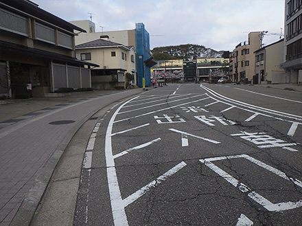 兼六元町ほか１町地内ガス管改良工事（22044）②